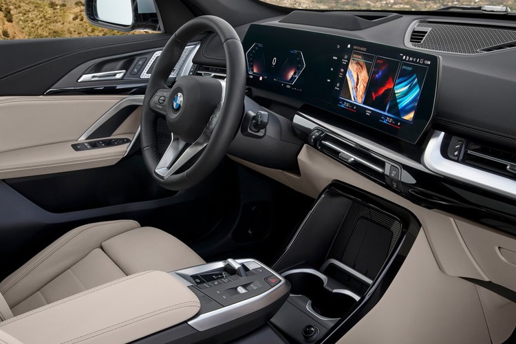 宝马x1电混落地价,宝马插电式混动x1