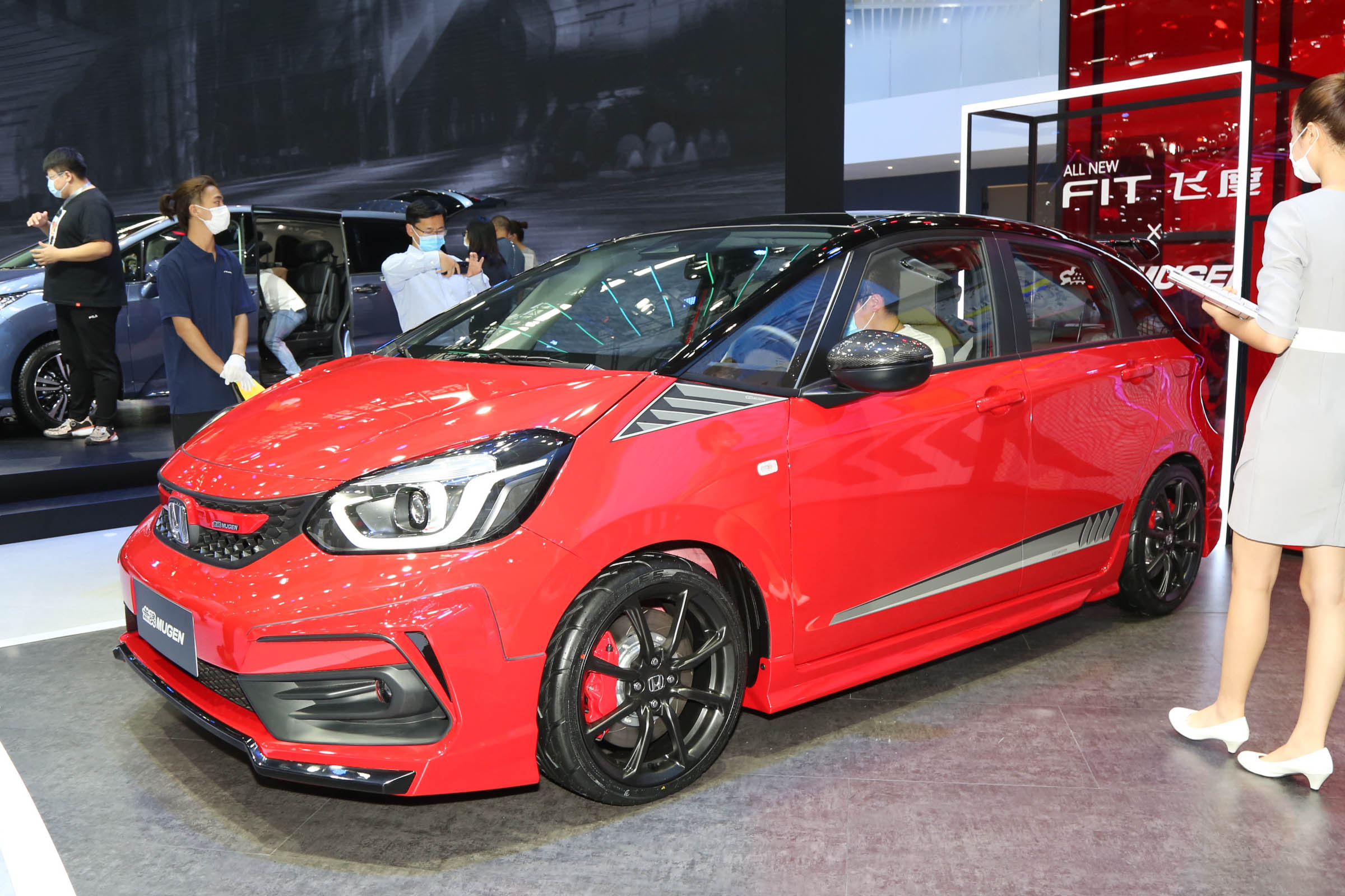 新车|曝广汽本田飞度Mugen无限改装版实车，或将上市，1.5升动力