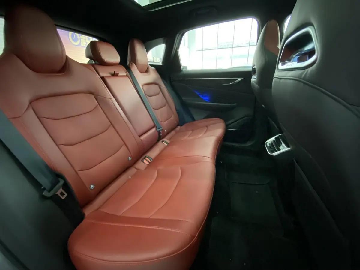 北京汽车新魔方青春版参数,抢先体验北京汽车魔方