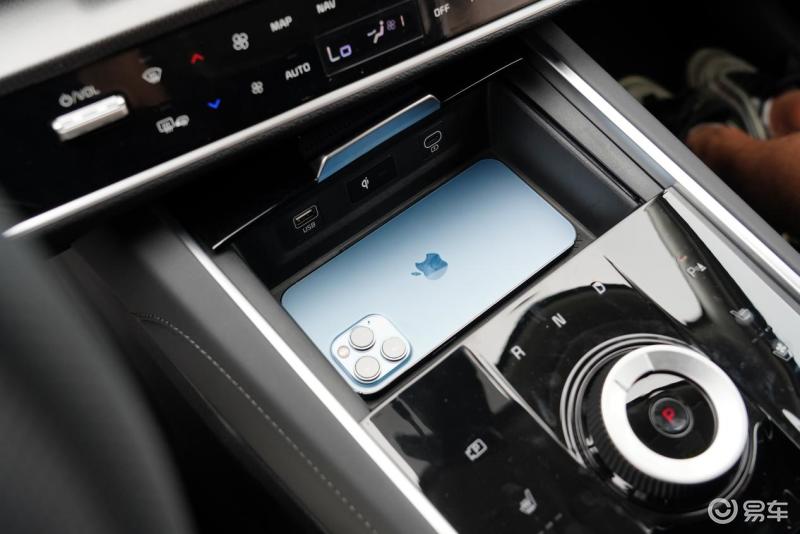 起亚sportage狮铂拓界四驱系统,起亚狮铂拓界2.0第一视角试驾