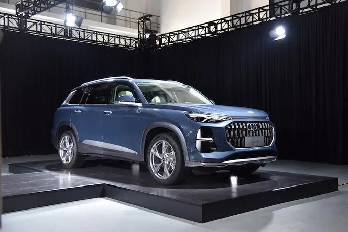 奥迪q62023燃油款落地多少钱,奥迪q6对比奥迪q7