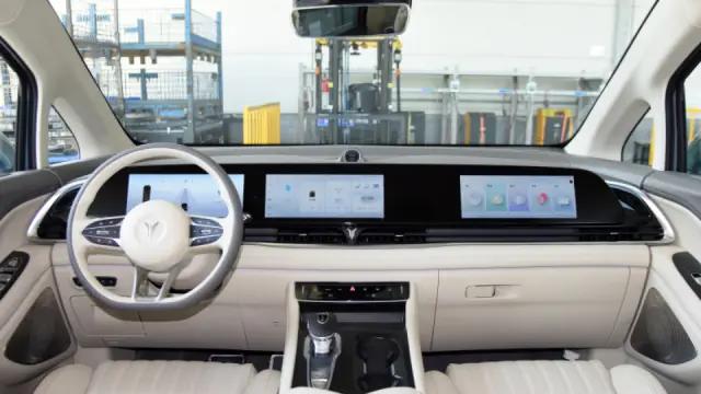 岚图梦想家值得拥有吗,岚图梦想家5个月掉价多少