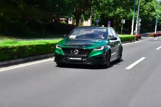 上汽名爵全新mg6试驾,全新名爵mg6赛道试驾视频