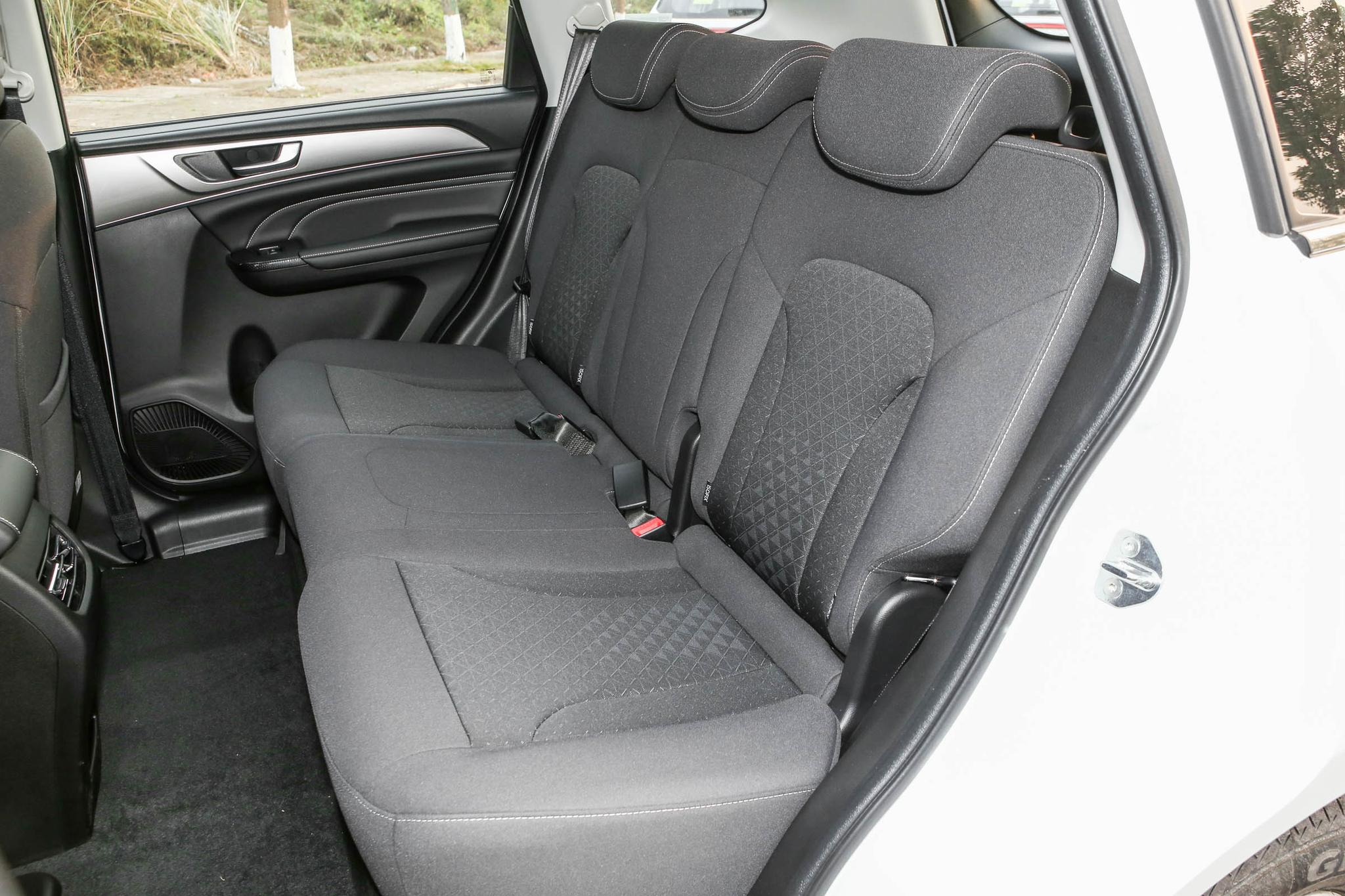 新款哈弗m6plus部分配置调整,哈弗m6plus最值得买哪款