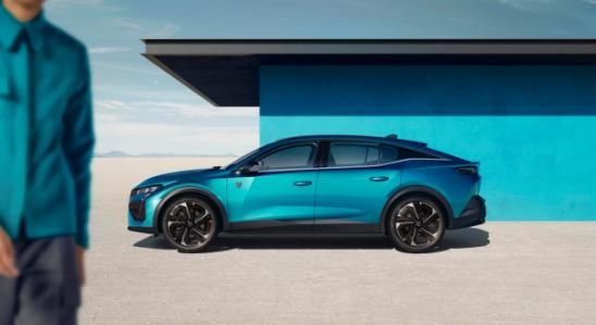 一台主打年轻化和跨界元素的408X到底值不值得买?