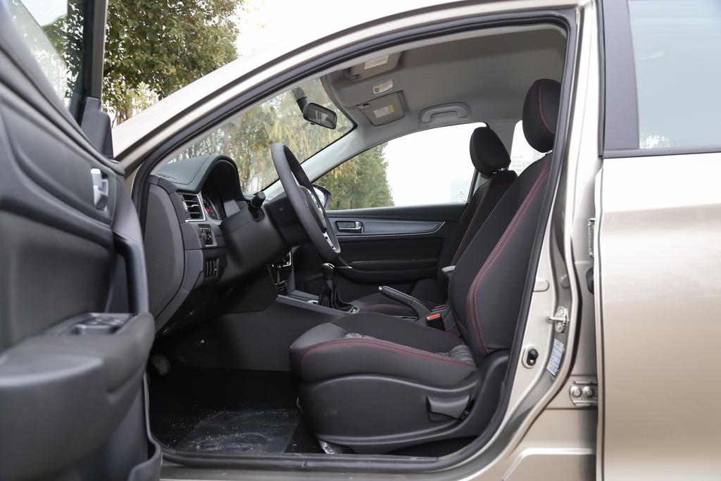 长沙风行景逸4s店 (东风风行景逸s50包头4s店)