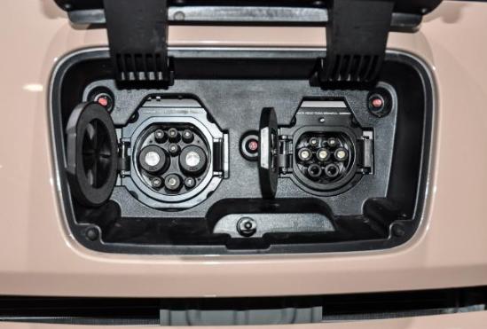 零跑t03和比亚迪微型车哪个好,零跑t03值得买的车型