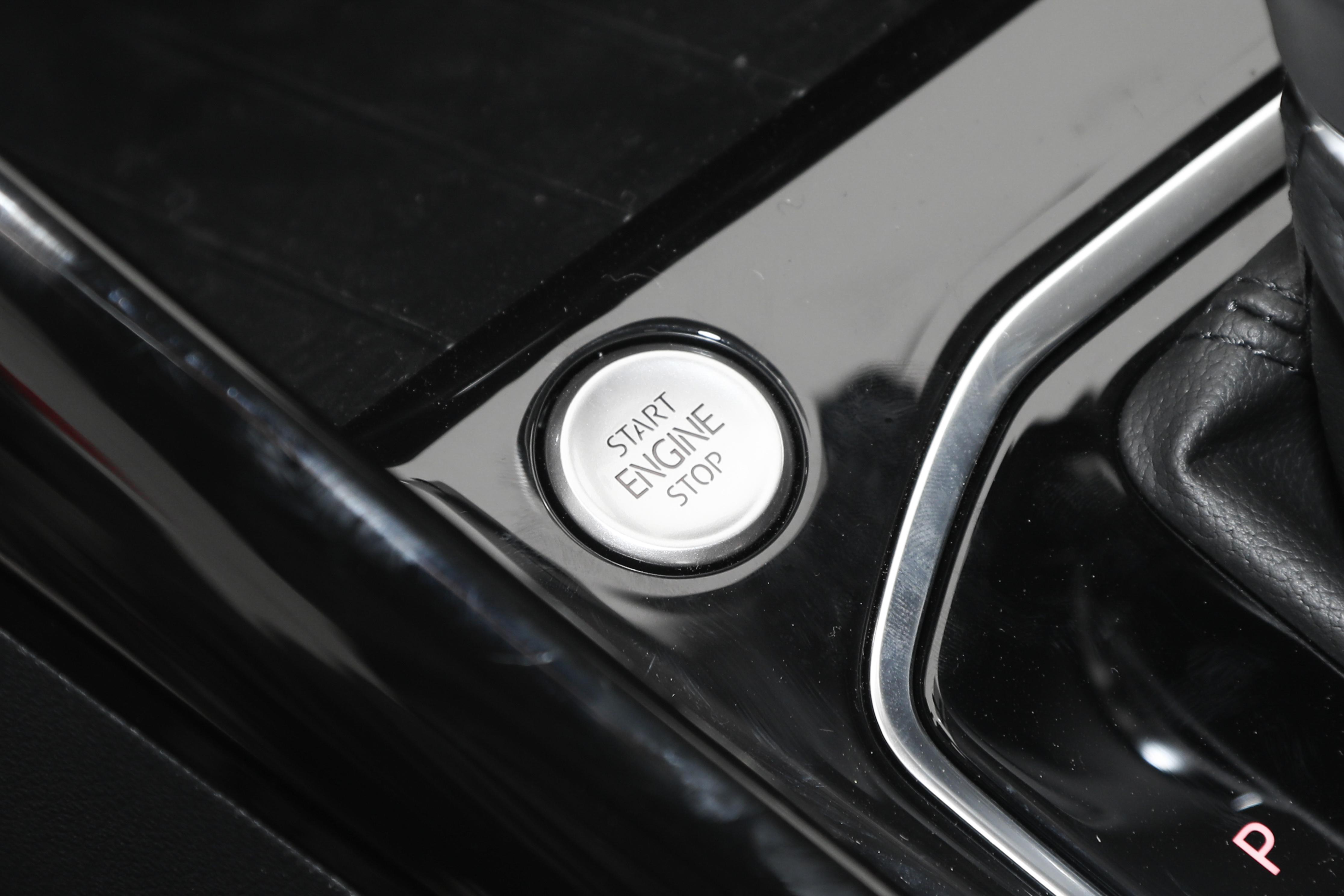 想买个捷达vs5分期首付多少,捷达VS5全款落地多少钱最低配