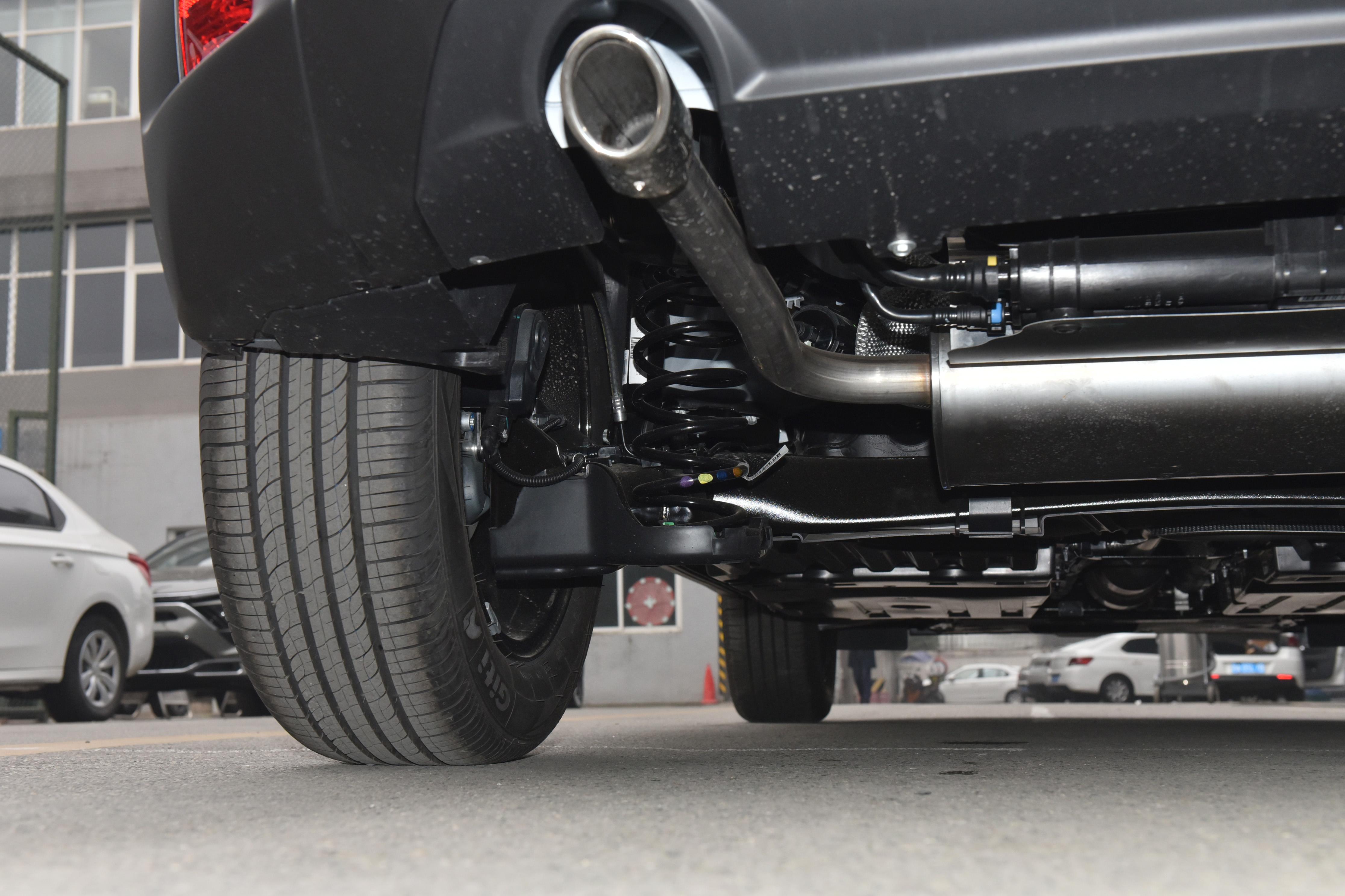 标致全新一代2008视频,标致2008三缸机靠谱吗