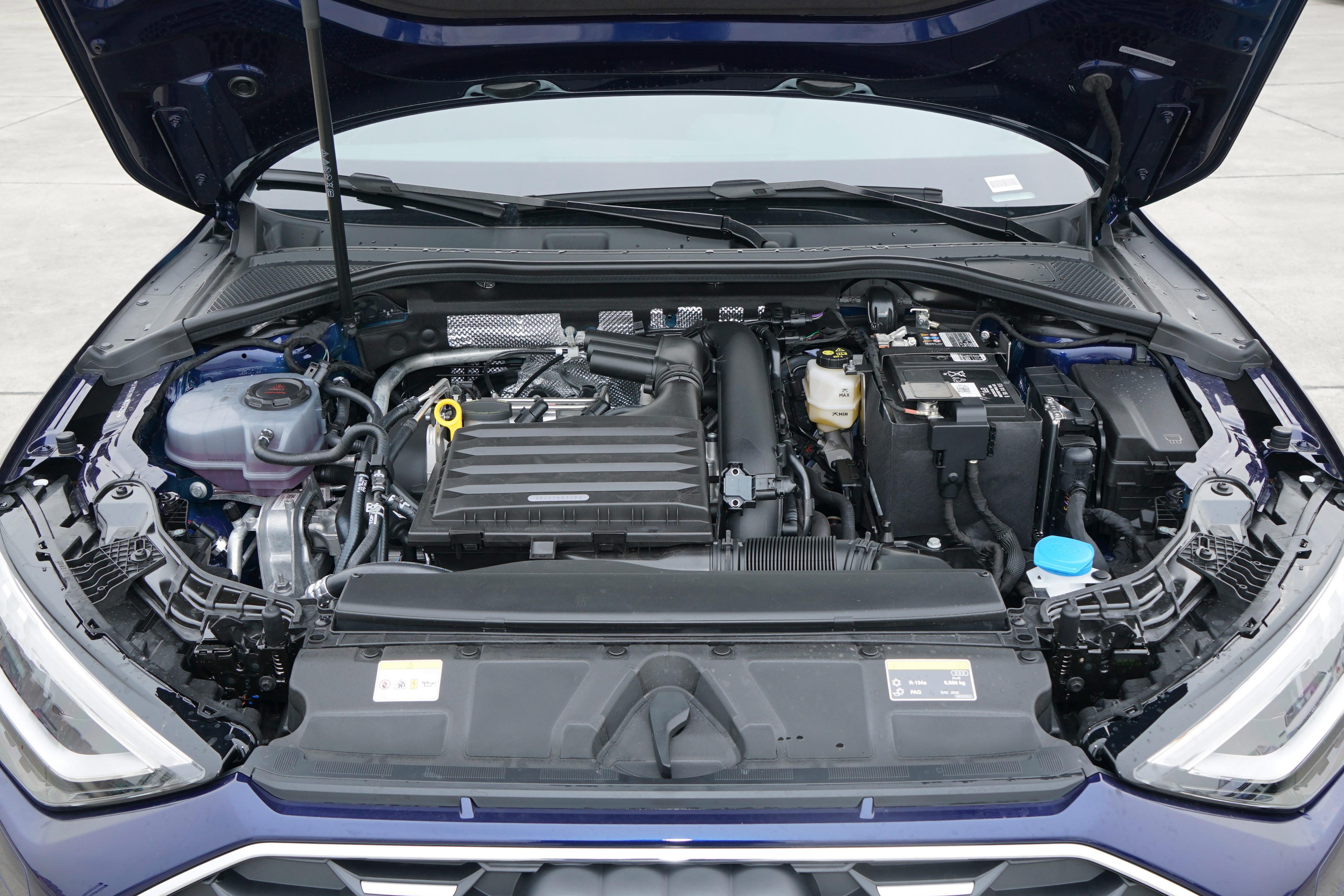 20万买奥迪a3l值吗,奥迪a3l2022款低配版