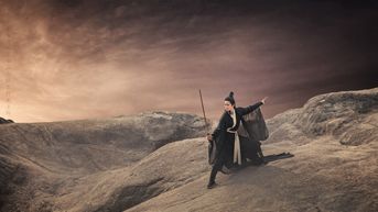 小说：她抄书换来了银子，做火锅请众人吃，恶奶奶馋了，要娘复婚