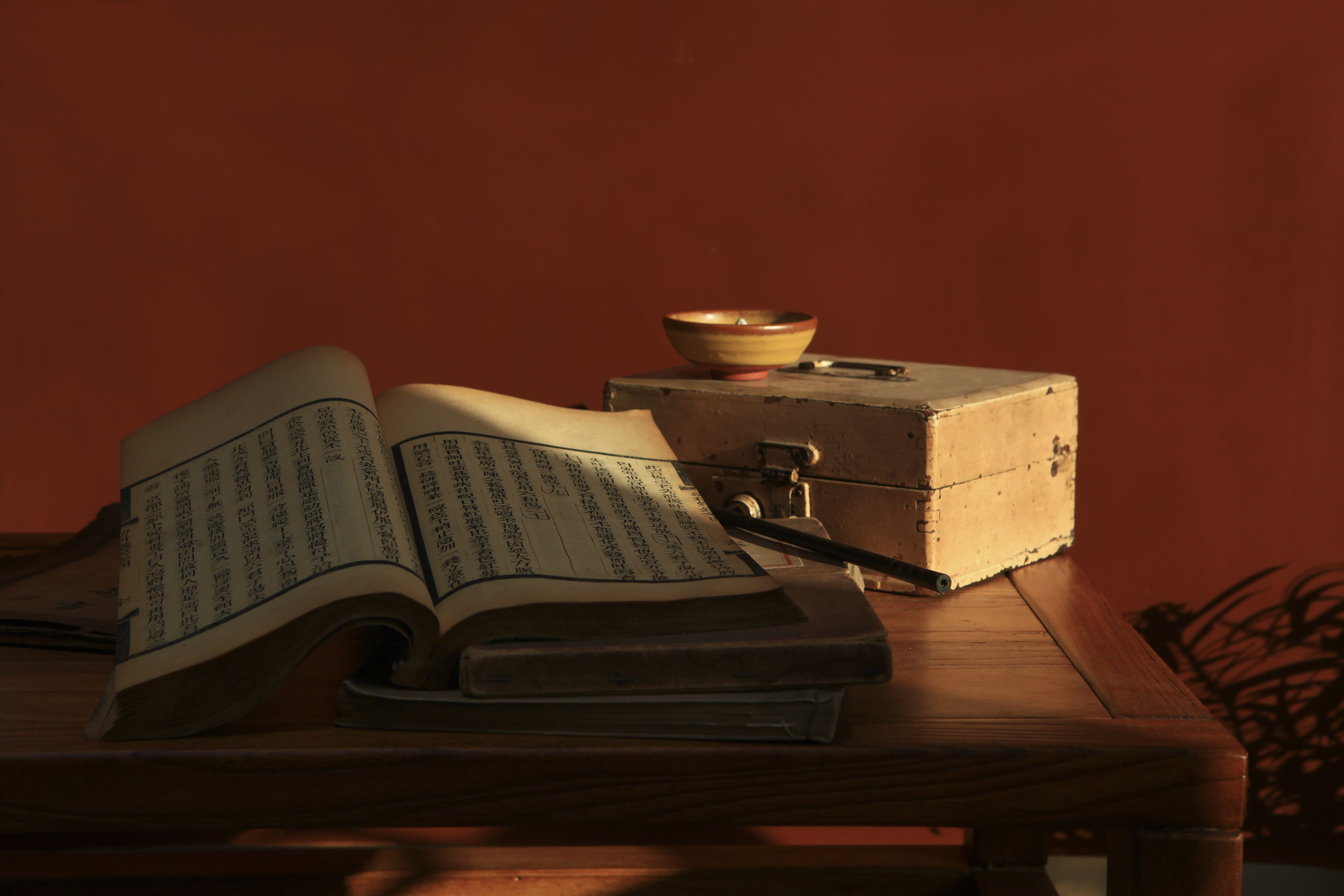 通过清晰的阐述，帮助法律人追索方*论法**真谛的谆谆匠心