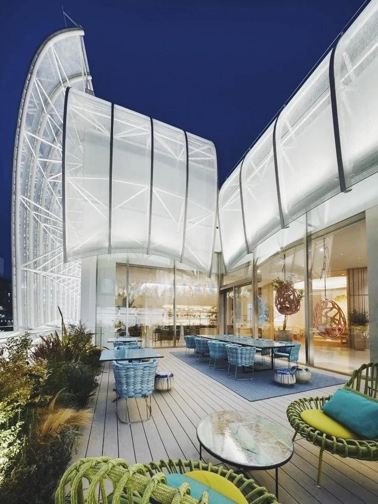 lv咖啡店设计风格,gucci高端店铺设计