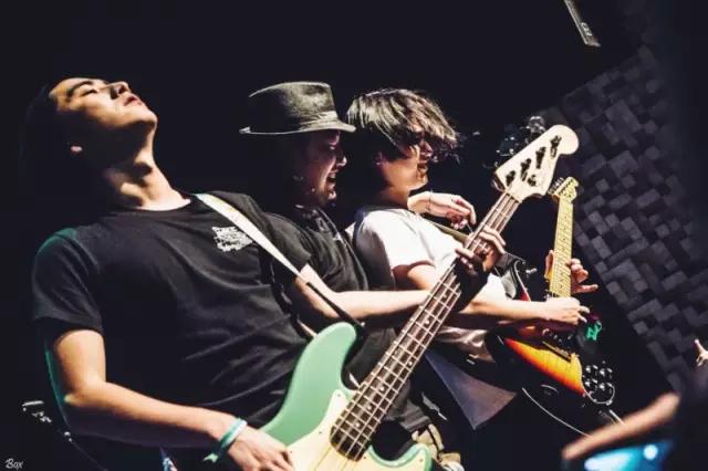 每当丢火车的音乐响起，我都会从浮躁中醒来。