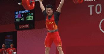 孙颖莎夸赞伊藤美诚,孙颖莎和伊藤美诚台下互动