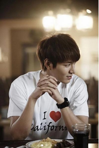 李敏镐同款发型,李敏镐发型如何烫卷头