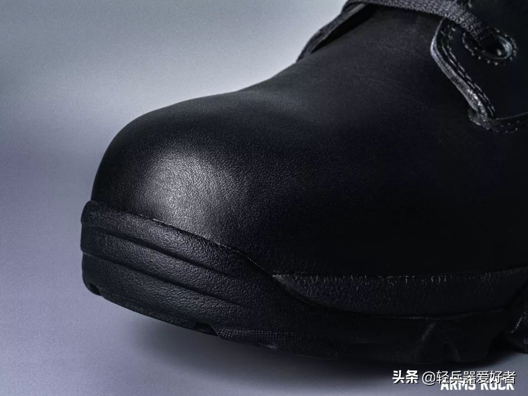 夏季穿哪种防水鞋不臭透气,军靴怎么做到又透气又防水