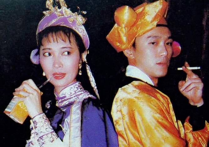 73岁影后萧芳芳：4段感情9种特长，周星驰李连杰都曾崇拜她