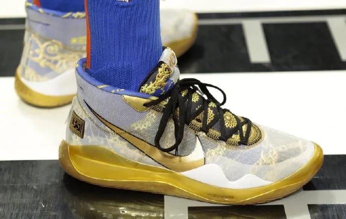 NBA球员上脚：雷霆球员的球鞋，施罗德和纳迪尔很帅气