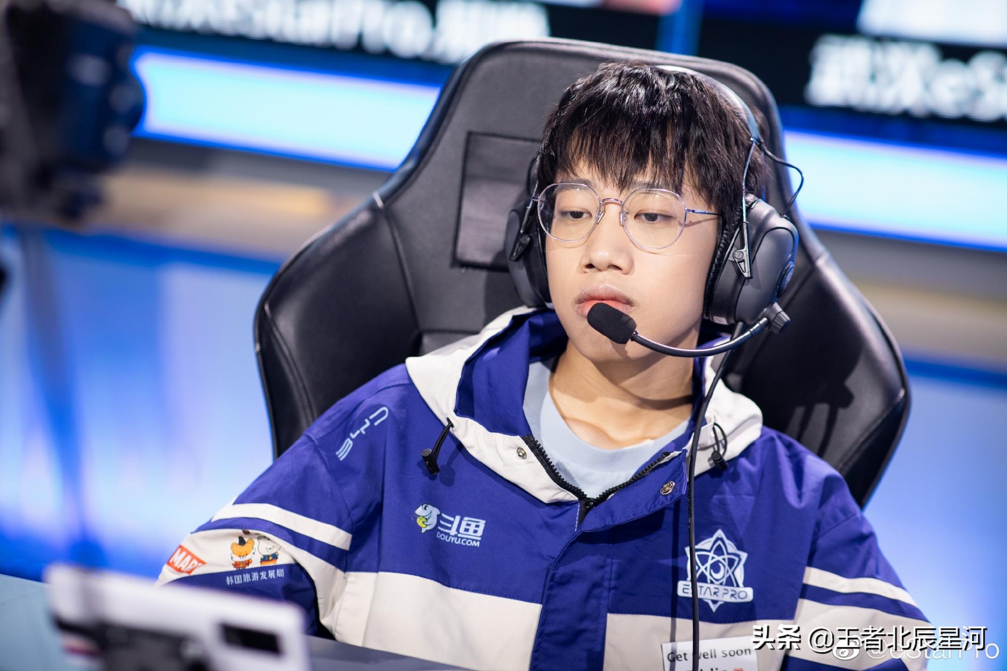 重铸艾克荣光我辈义不容辞,重铸荣光我辈义不容辞是什么梗