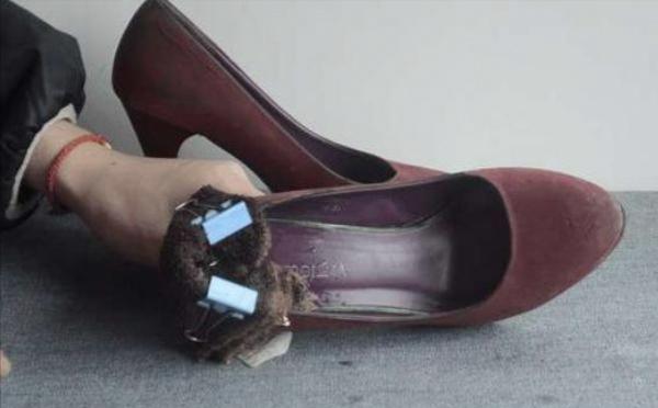 生活小妙招皮鞋有划痕,男士皮鞋脚后跟磨脚