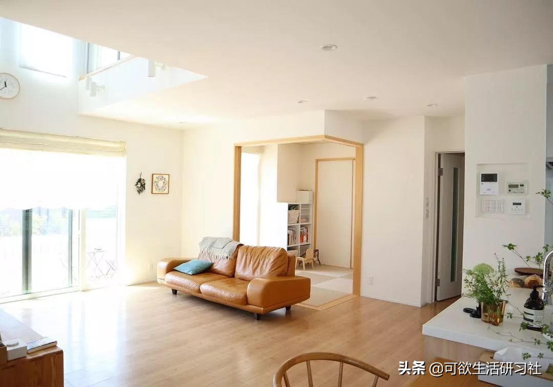 国内无印良品和日本的一样吗,无印良品为什么受到年轻人欢迎