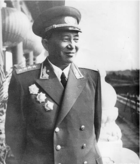 日本人刺杀周恩来，没人看出一丝问题，罗瑞卿三个问题就找出破绽