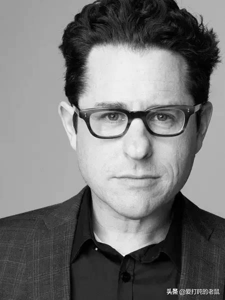 真实事件改编电影女孩被囚禁地窖,少女被变态囚禁八年真实案改编