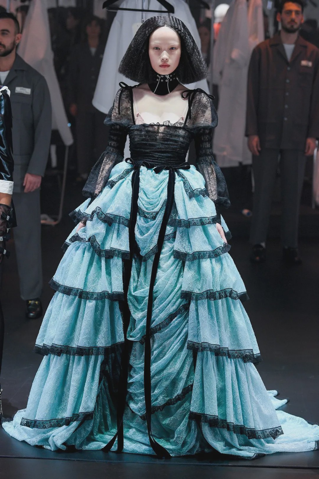 时装周卖衣服,米兰时装周爆火