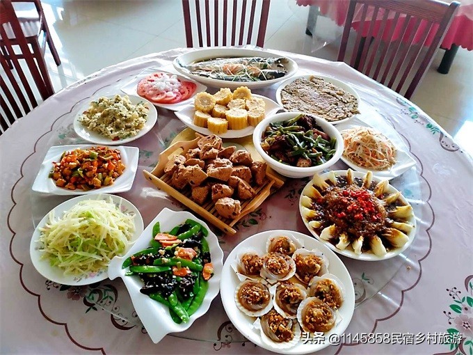 蓝天下的蓟县农家院,蓟县农家院山里的美景