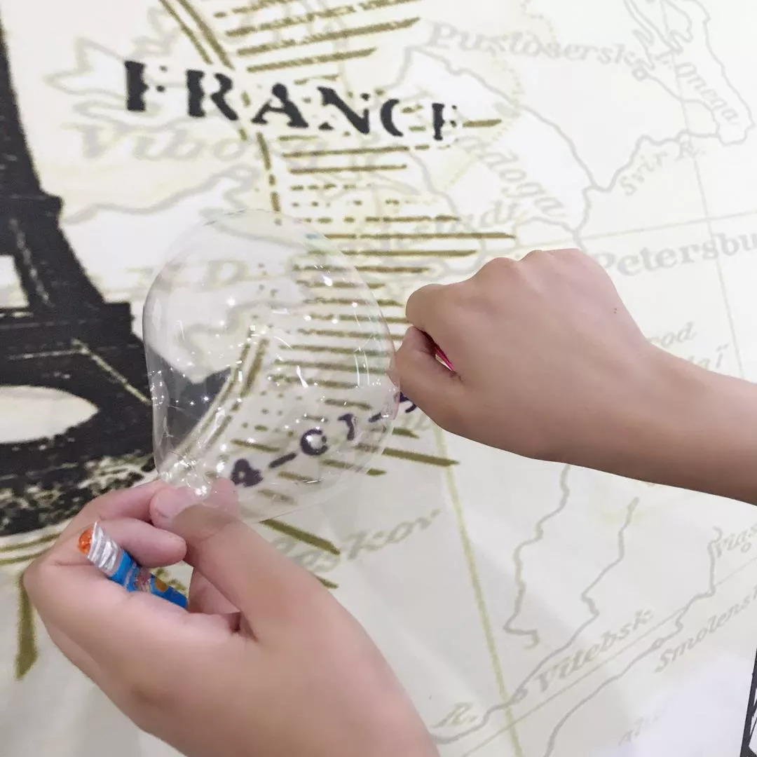 80后的童年回忆零食粘牙糖小卖部,8090后的童年回忆小零食小黄桃