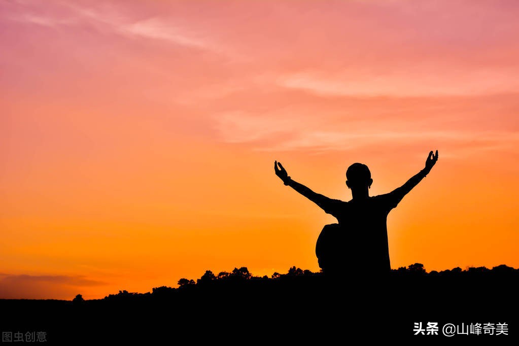 每天赞美一个人,怎样赞美一个人懂得生活