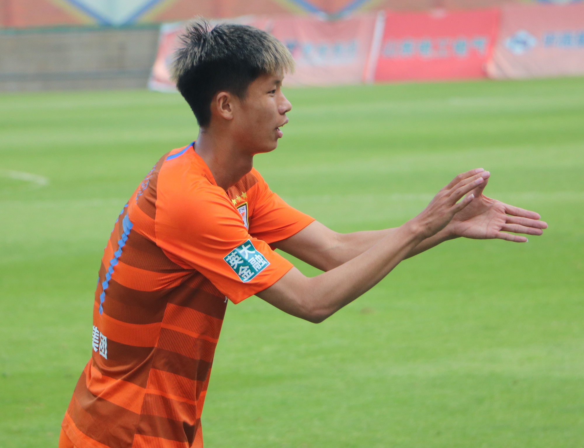 泰山队退役的年轻球员,退役球员山东泰山队2021