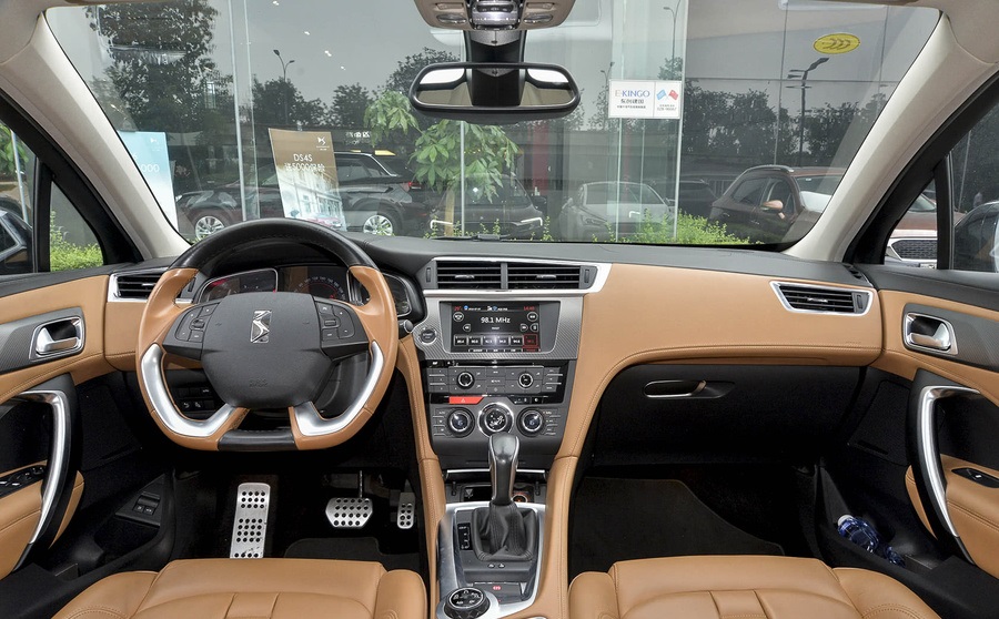 长安谛艾仕2021款全新ds6,2017款谛艾仕ds6豪华版车怎么样