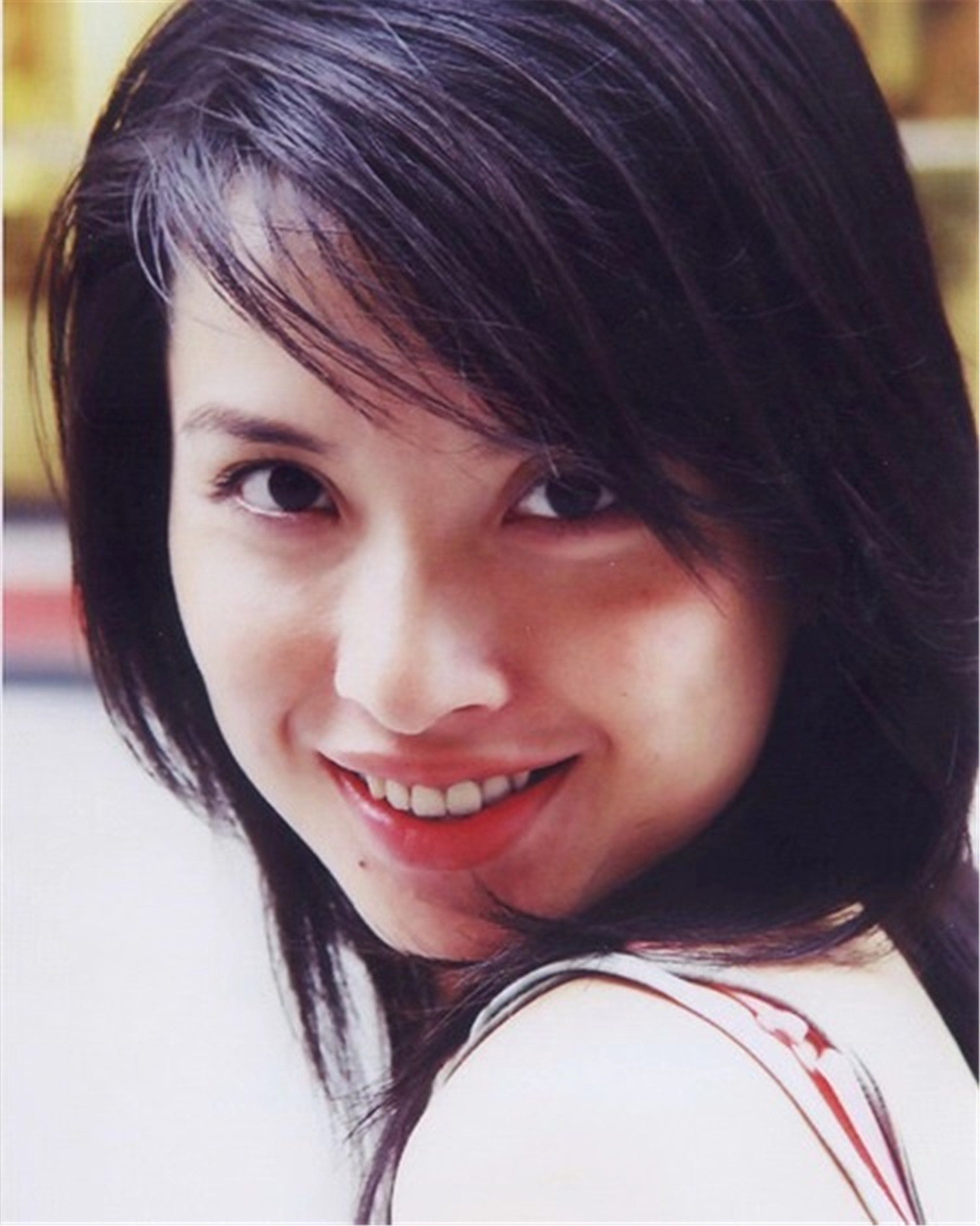 42岁李佳和靳东近照,李佳一婚