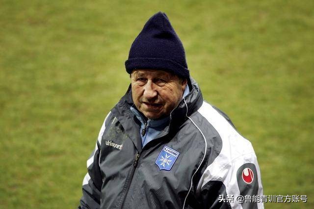 鍐插嚮娉曠敳鍐犲啗,鍗婁釜涓栫邯涔嬬害