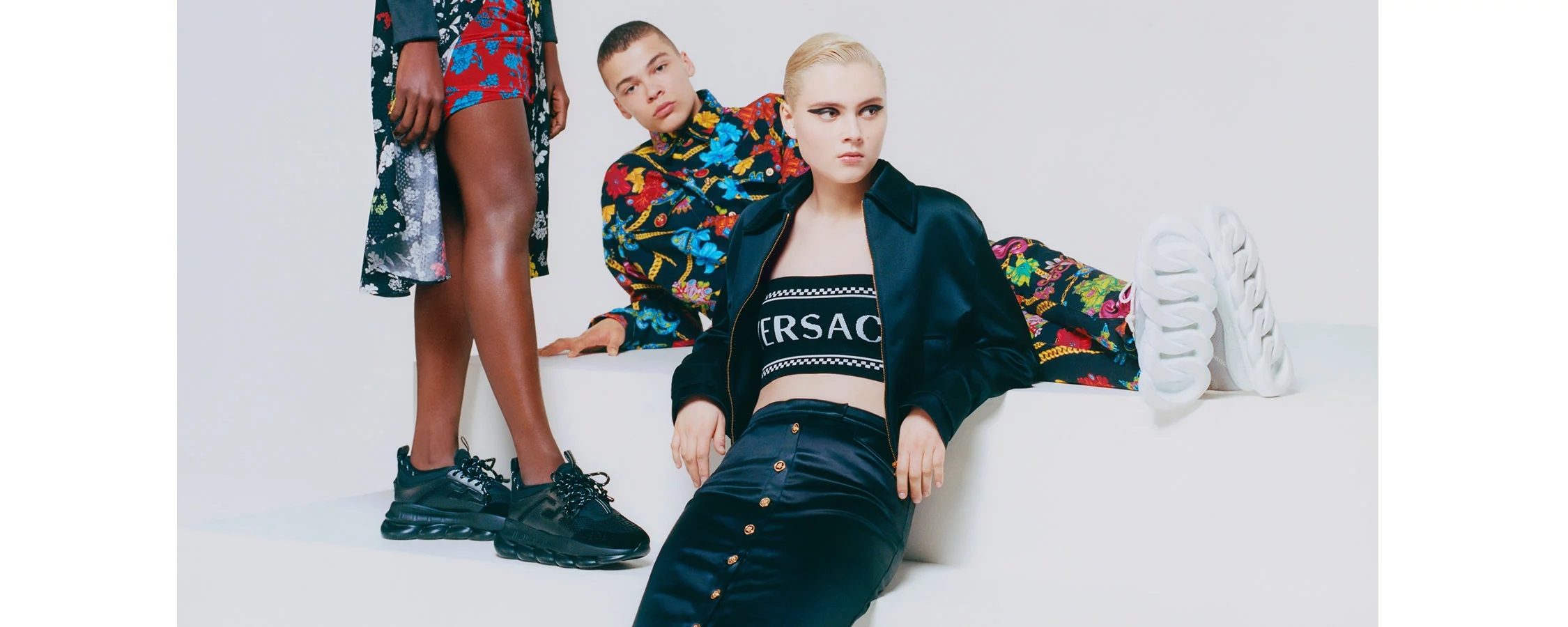 versace范思哲史上最奢华男士t恤,versace范思哲和古驰