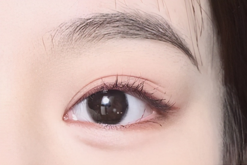 刘浩存妆容穿搭,程十安刘浩存眼妆教程