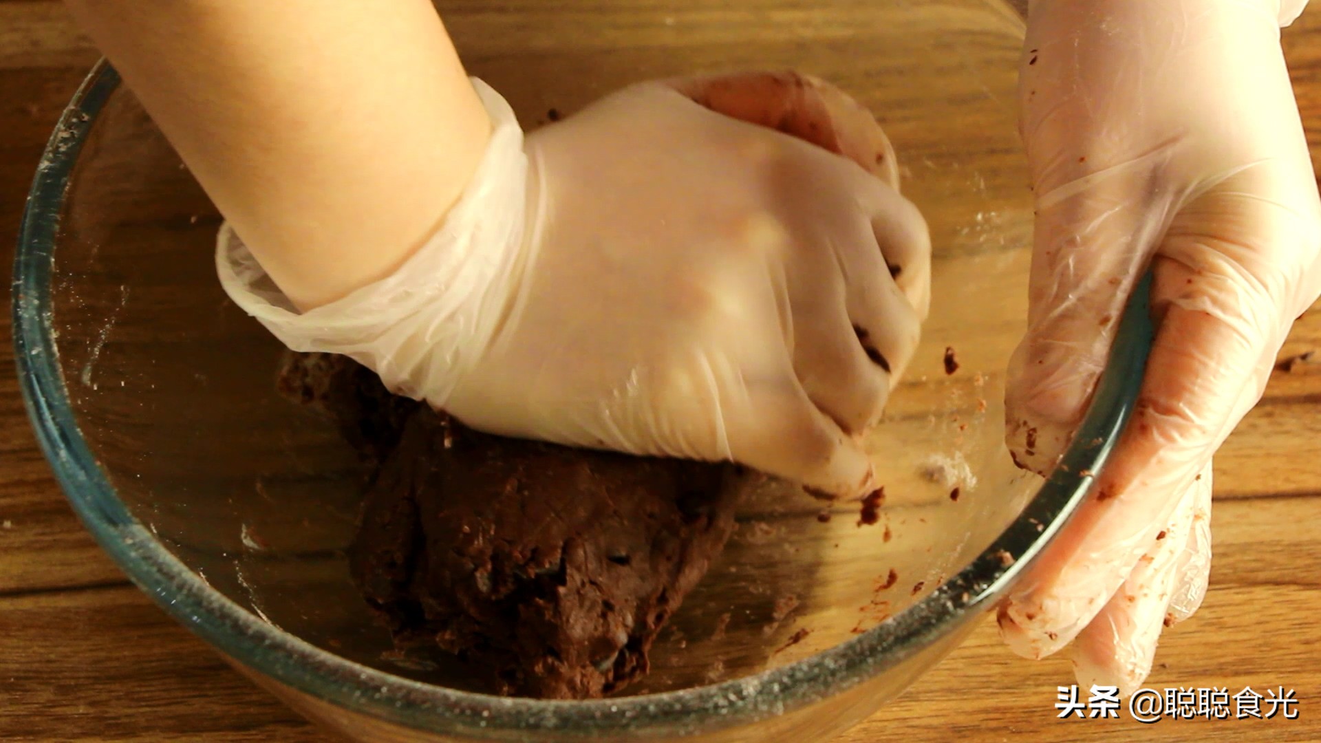 爆浆巧克力麦芬做法,趣多多王子酥性饼干香浓巧克力味