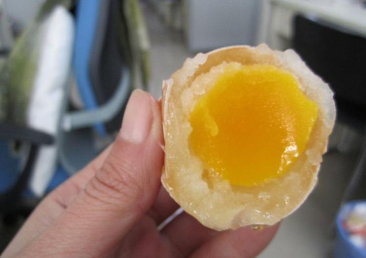 一天一个鸡蛋吃出事,三岁男孩吃煮鸡蛋丧命