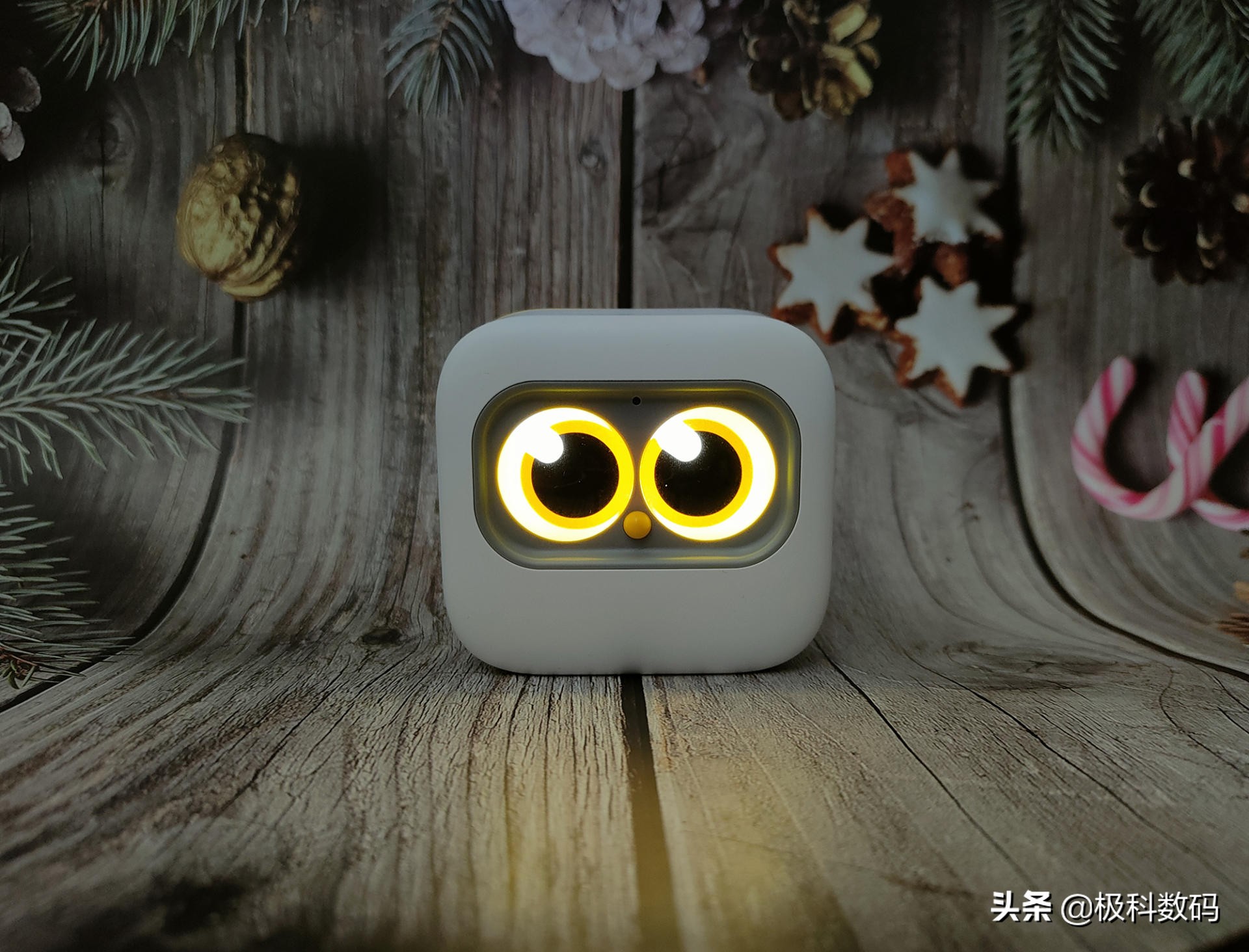 Luka盒你听智能故事机深度体验，迷你轻巧，考虑周到有点不一样