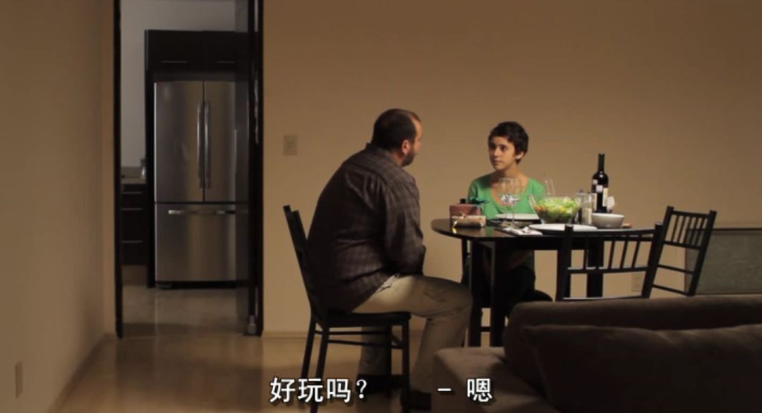 X爱视频被传遍全校之后，她上学如同下地狱。