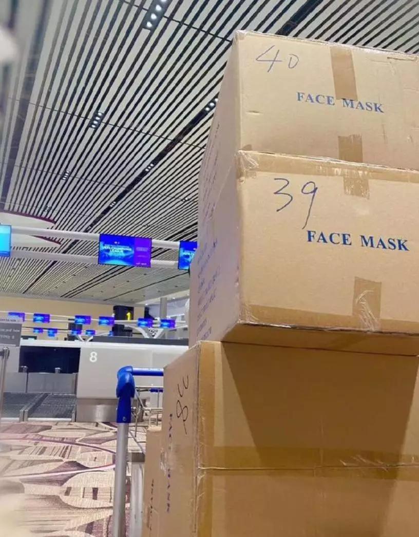 海泉戴口罩,海泉在节目谈羽凡