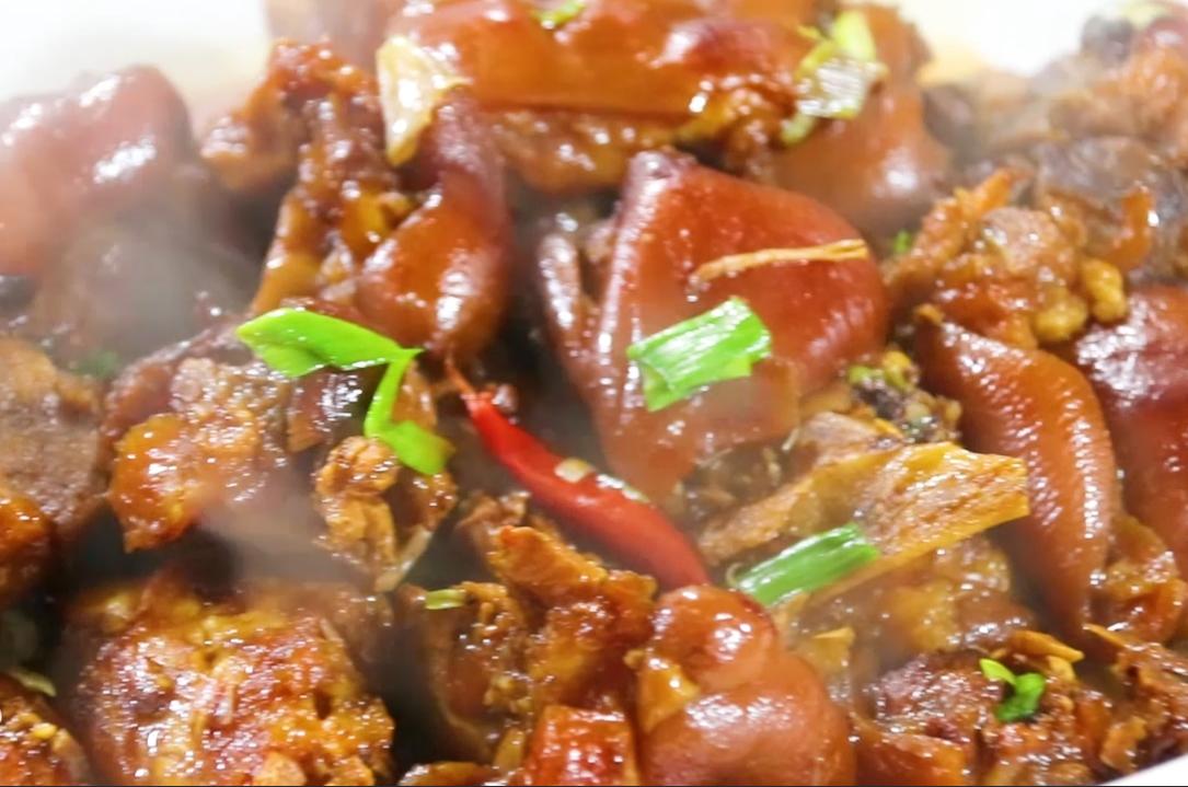 猪脚最好吃的做法焖猪脚粤菜,猪脚最好吃的做法香辣