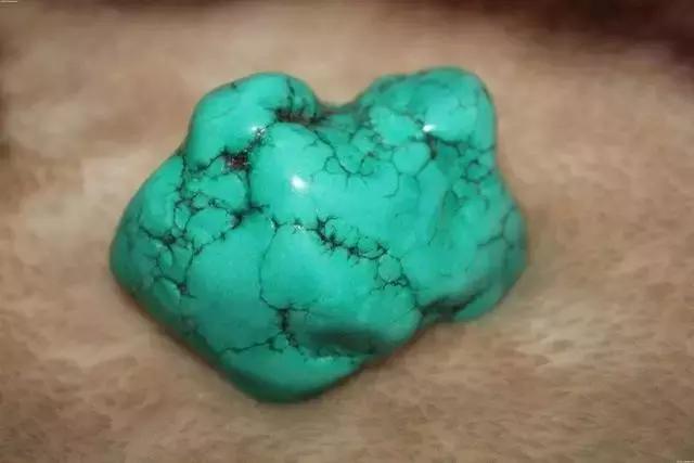 史上最全珠宝玉石图鉴,十二种玉石的鉴别方法