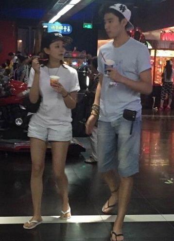 曝陈小纭旧照于小彤,于小彤陈小纭照片图文