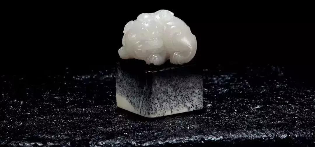 一招鉴别俄料和籽料,最简单鉴别俄糖料