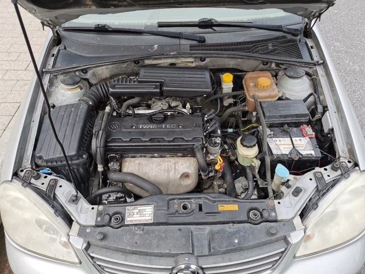 瓦罐迷,二手别克凯越旅行车