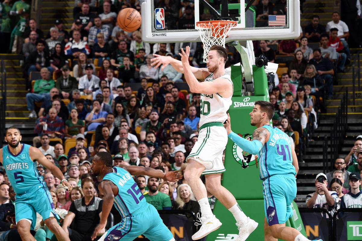 又草率了？乔丹赌博“白人詹皇”或引狼入室，做好2点才能不赔钱