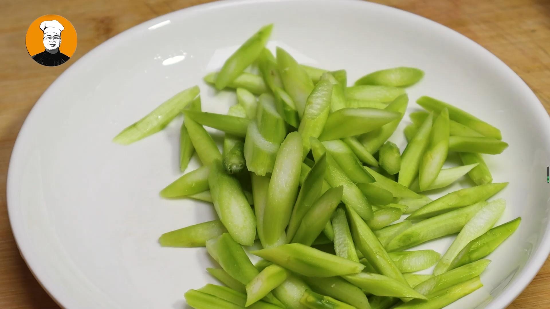 正宗上海水晶虾仁怎样上浆,怎么腌制出又嫩又好吃的虾仁